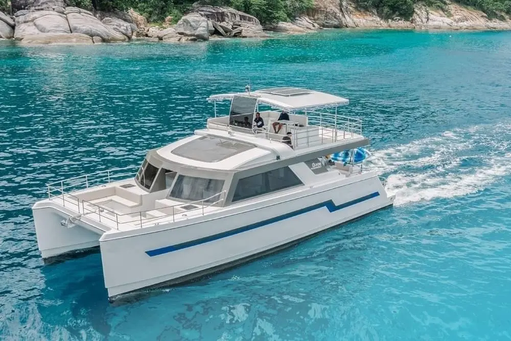 Catamaran Indigo 53ft